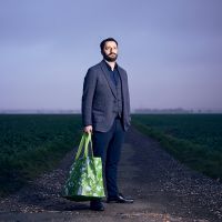 Sulaiman-Masomi__DasLebenknntsoschnsein_co_MarvinRuppert_72dpi_q